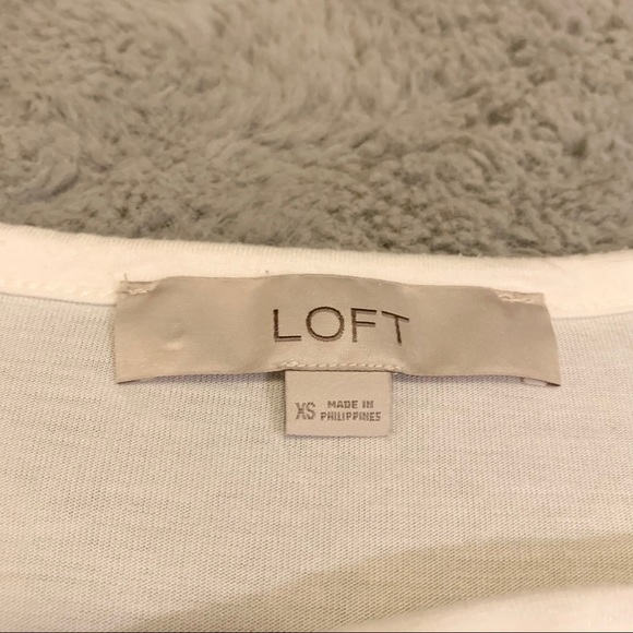 LOFT | White Flowy Tee - Picture 4 of 4